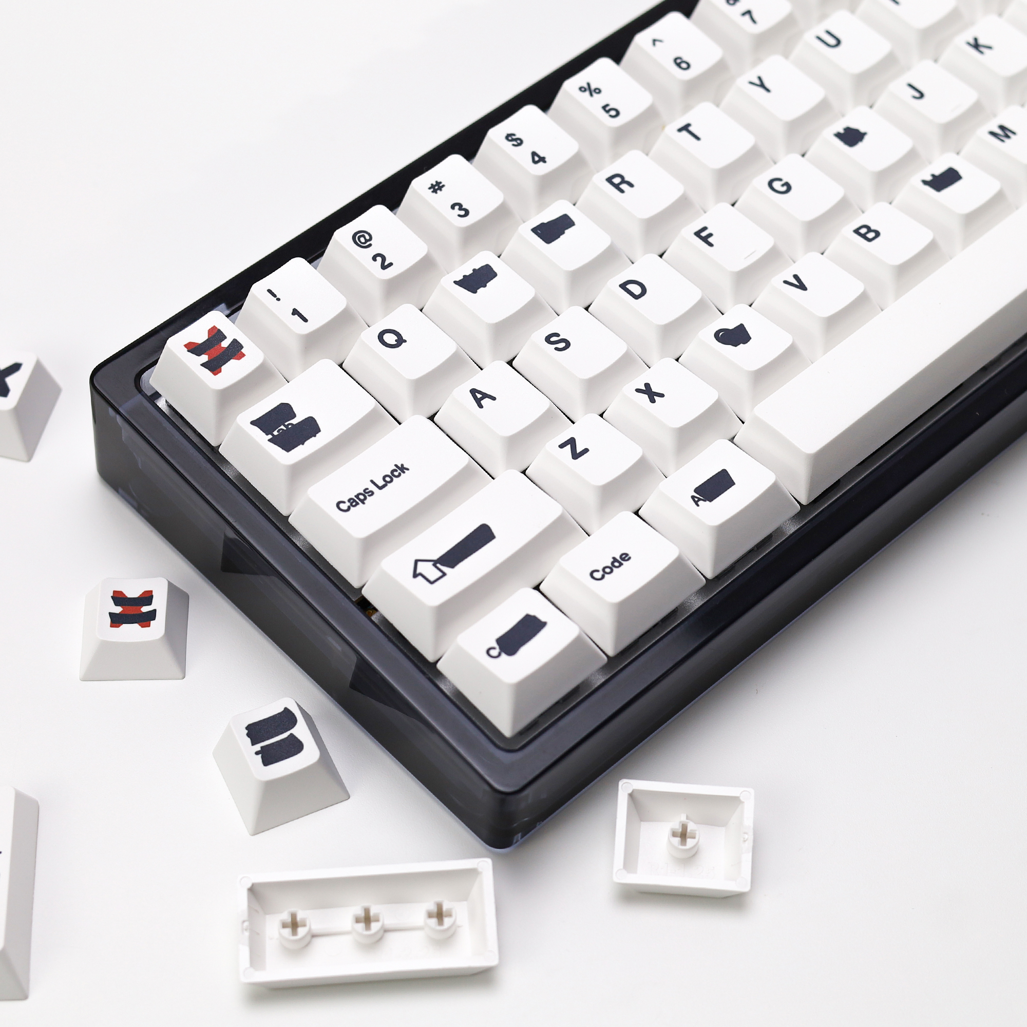 Gaming Keyboard Number Pad - KBDiy Retro GMK Redacted Keycaps White